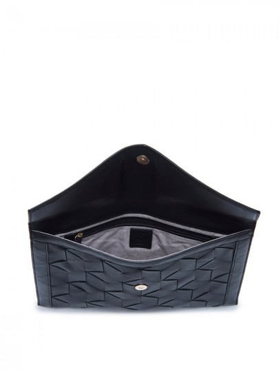 Mingle Clutch